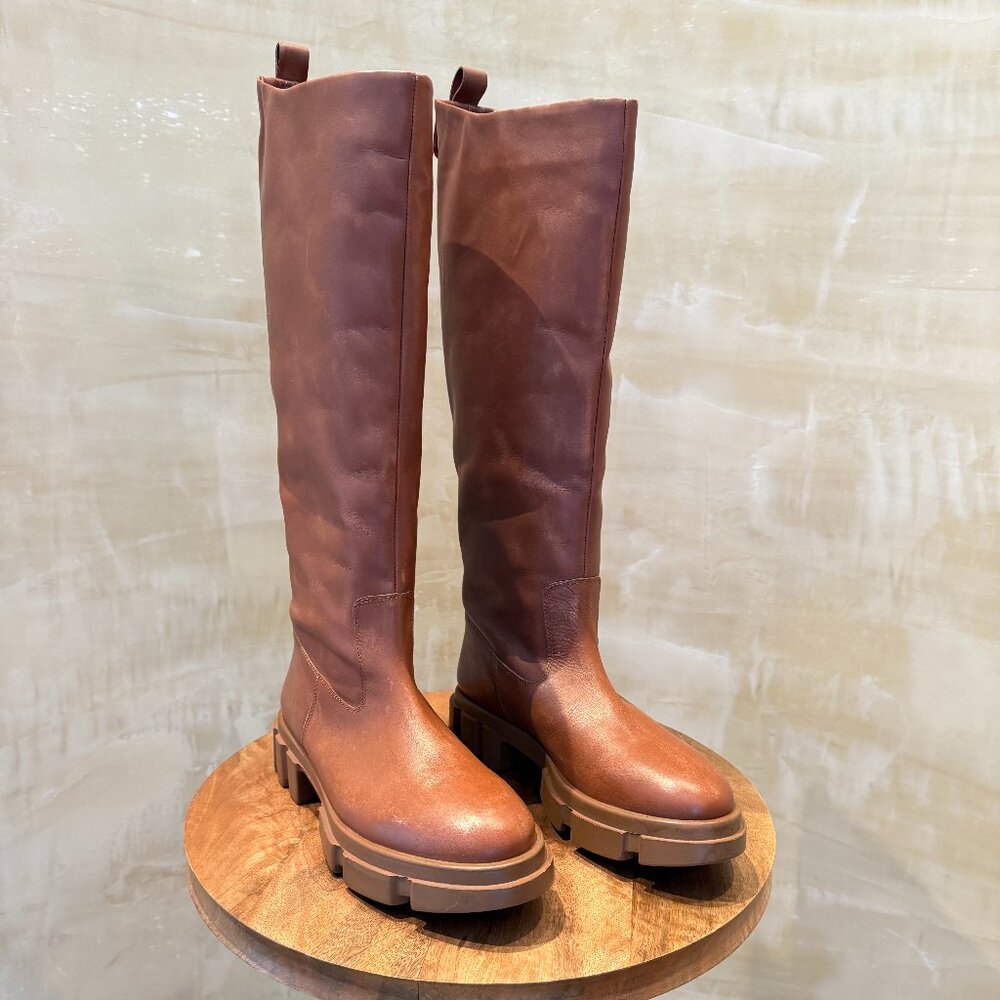 FREE PEOPLE - Brooks Tall Boots, Lug Sole - Caramel - Size 9.5